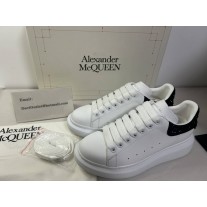 Alexander McQueen Oversized Sneaker in White/Jet Black 