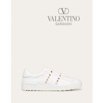 Buy knockoff valentino canada online Calfskin Rockstud Untitled Sneaker for Man in White