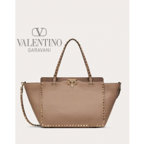 Buy knockoff valentino canada online Medium Grainy Calfskin Rockstud Bag for Woman in Poudre