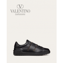 cheap fake valentino canada store Rockstud Untitled Sneaker In Calfskin Leather for Man in Black