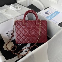 Chanel Medium Vanity Case Calfskin Gold-Tone AS3345 Red