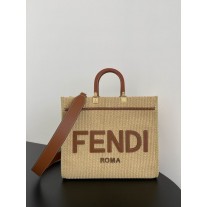 Fendi Sunshine Medium Shopper In Natural Straw Brown