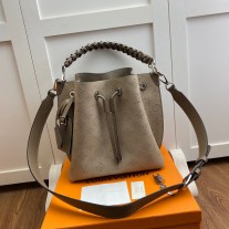 Louis Vuitton Muria Bag Mahina Leather M55799