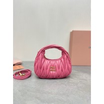 Miu Miu Wander Matelassé Nappa Leather Hobo Mini-Bag Rose Pink