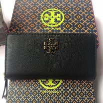 Tory Burch Britten Zip Continental Wallet Black