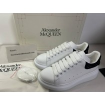 Alexander McQueen Oversized Sneaker in White/Jet Black 