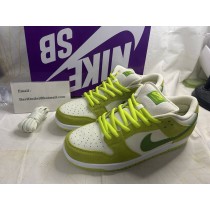 Nike SB Dunk Low Green Apple never used