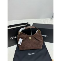 Chanel Maxi Hobo Fashion Bag 