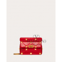 Discount valentino canada locations Medium Roman Stud The Shoulder Bag In Nappa With Chain for Woman in Rouge Pur