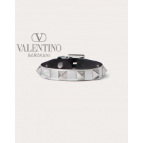 Replica valentino yorkdale toronto Rockstud Bracelet for Woman in Silver/black