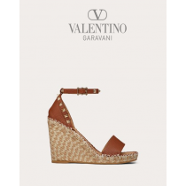 reps valentino canada locations Rockstud Double Wedge Sandal In Grainy Calfskin 95mm for Woman in Saddle Brown/natural