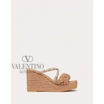 fakes valentino Ottawa Rockstud Wedge Sandal In Calfskin Leather 105 Mm for Woman in Poudre