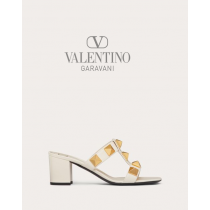 Knockoff valentino Ottawa Roman Stud Calfskin Slide Sandal 60mm for Woman in Light Ivory
