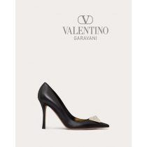 Discount valentino canada locations Garavani One Stud Pump With Crystals 100mm for Woman in Black/crystal