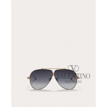imitation valentino canada stores Xvi - Pilot Titanium Stud Frame in Rose Gold/​black To Grey Gradient