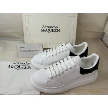 Alexander McQueen Oversized Sneaker Unisex Calfskin White