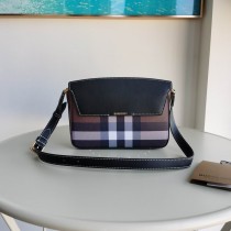 Burberry Catherine Shoulder Bag in Black Brown