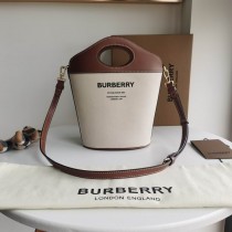Burberry Small Horseferry Pocket Bucket Bag