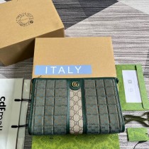 Gucci Mini GG Canvas Pouch 751912 Green