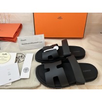 Hermes Unisex Chypre Sandals Calfskin Black