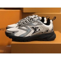 Louis Vuitton LV Runner Tatic Men Sneaker White Black