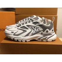 Louis Vuitton LV Runner Tatic Men Sneaker White Silver