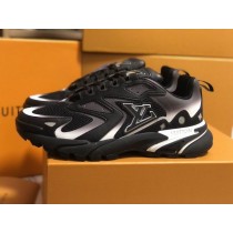 Louis Vuitton LV Runner Tatic Men Sneakers Black White