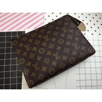 Louis Vuitton Toiletry Pouch 26 M47542
