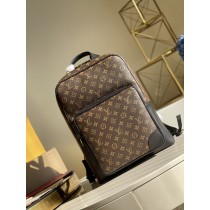 Louis Vuitton Dean Backpack M45335