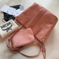 MCM Small Reversible Liz Shopper in Visetos Pink