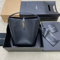 Saint Laurent Le 37 In Brushed Leather Black