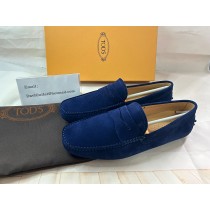 Tod's Women Loafer in Suede Navy