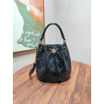 Tory Burch Large Fleming Soft Bucket Bag Black