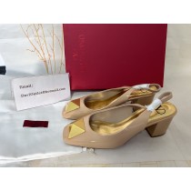 Valentino Garavani One Stud Pumps Women Patent Leather Apricot