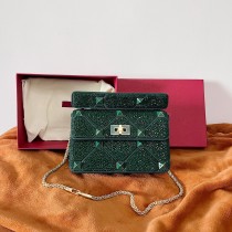Valentino Garavani Roman Stud Medium Shoulder Bag 25CM Diamond Pattern Green