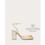 Knock off valentino canada store One Stud Pump In Patent Leather 90mm for Woman in Light Ivory